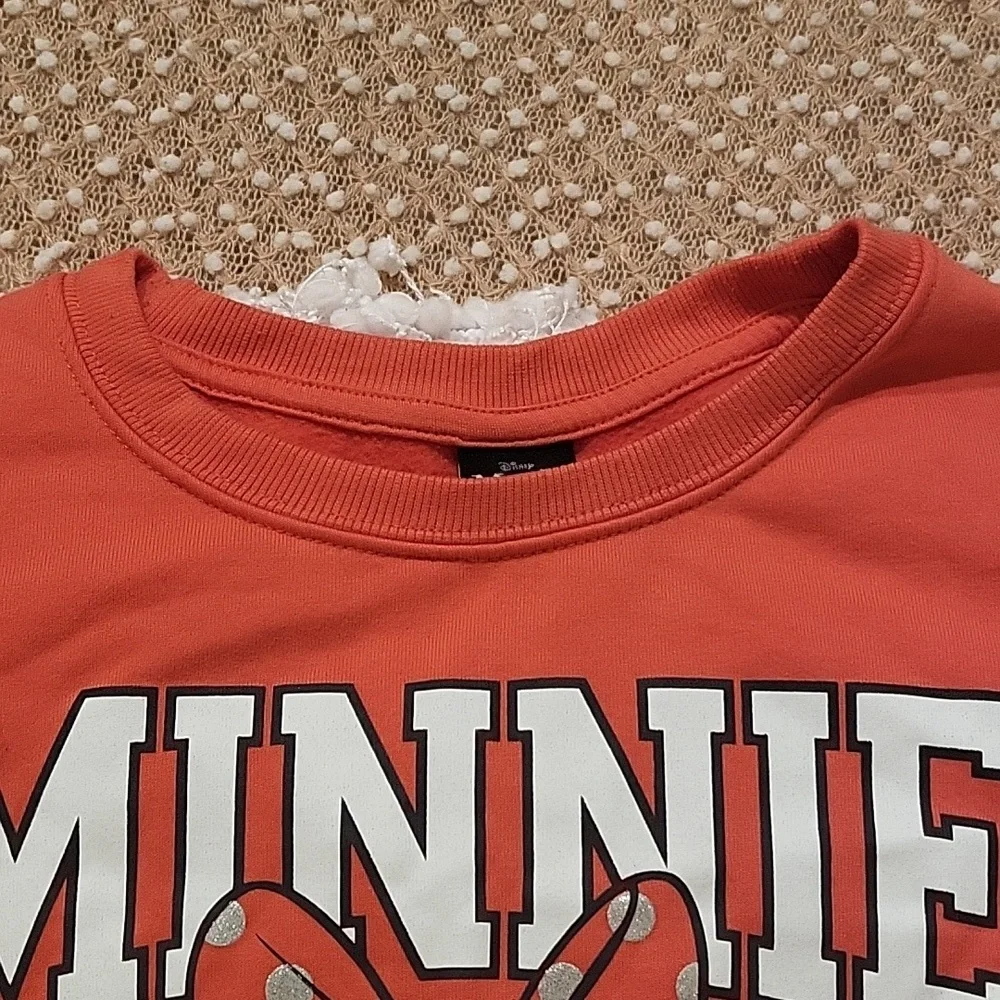Minnie Mouse Sweatsuit - Picture 4 of 16